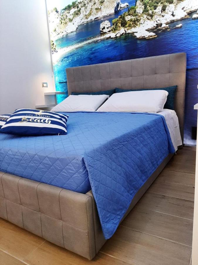 La Casa Nel Vicolo Appartement Giardini-Naxos Buitenkant foto