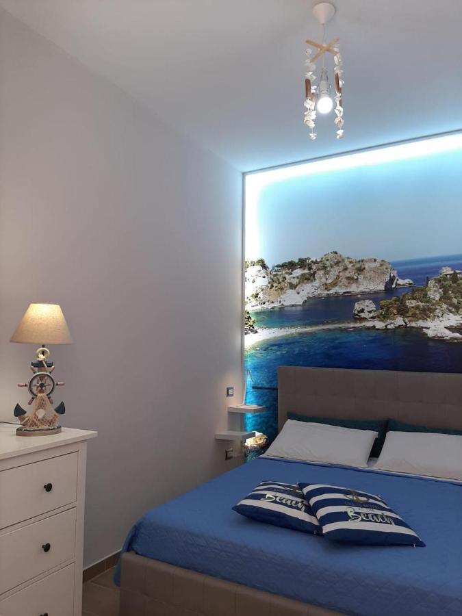 La Casa Nel Vicolo Appartement Giardini-Naxos Buitenkant foto